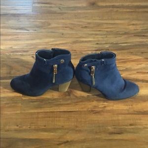 Navy blue ankle booties